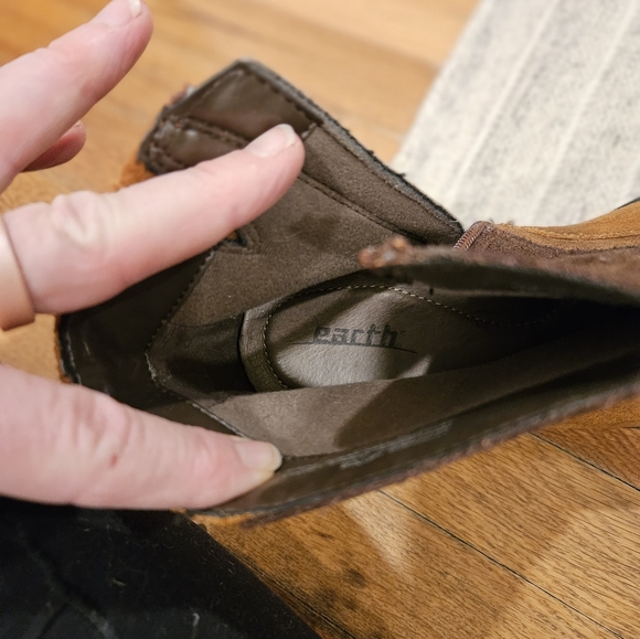 Size 7 Bootie - Picture 2 of 6